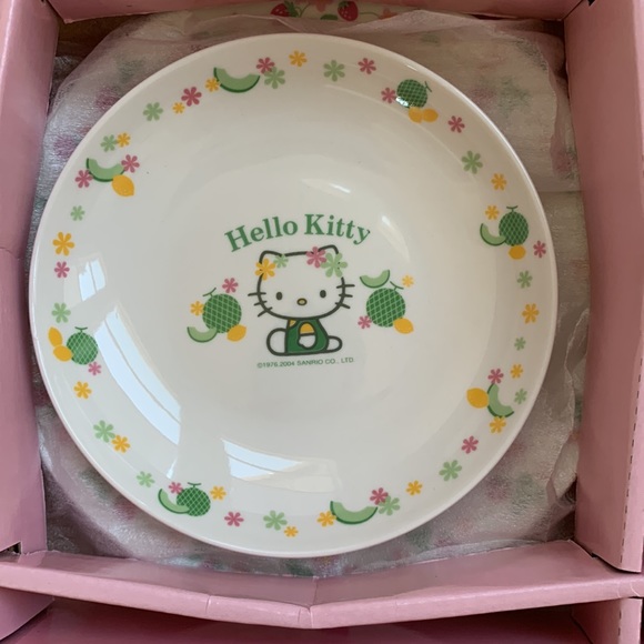 Hello Kitty 5 pieces ceramic plates set - Picture 4 of 7